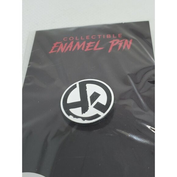 "Huntakiller" Collectible Black & White Round Enamel Lapel Pin – Classic Design - Picture 3 of 12